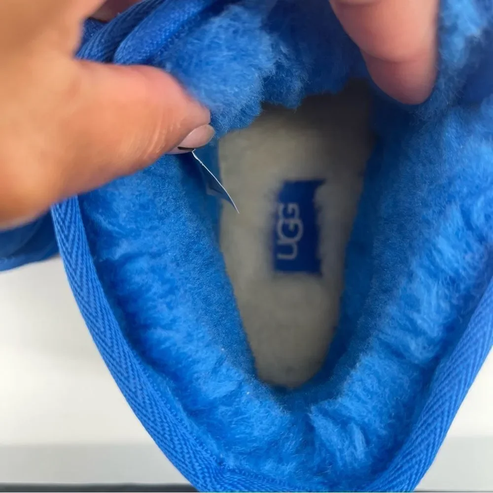 UGG Kids Neumel II Chukka Boots Size 6 Royal Blue Suede Lace-Up 1017320K